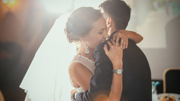 WEB-MARRIED-COUPLE-EMBRACE-HUG-Grigoriev-Ruslan-Shutterstock_265512389