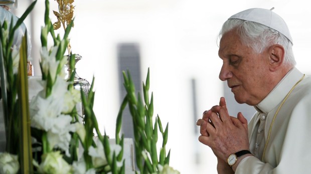 Papa Bento XVI em Fátima (12 de maio de 2010)