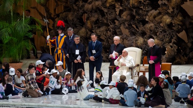 Papa Francisco em encontro com crianças no Vaticano
